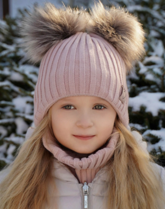 Komplet dla dziewczynki Tosia z pomponami + komin Pink