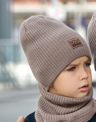 Komplet chłopięcy czapka + komin Brand Beige